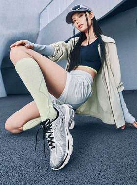 李宁正品扶摇boom v2女子减震回弹复古时尚耐磨运动跑步鞋ARXW020