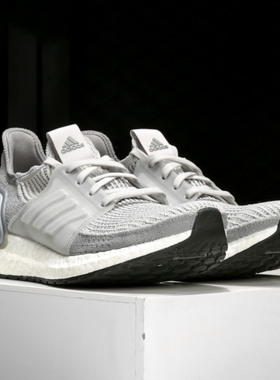Adidas/阿迪达斯正品Ultra Boost  男女缓震运动跑步鞋G54010