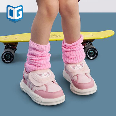 Adidas/阿迪达斯正品PUFFY SKIPPER小童休闲耐磨日常运动鞋KJ3901