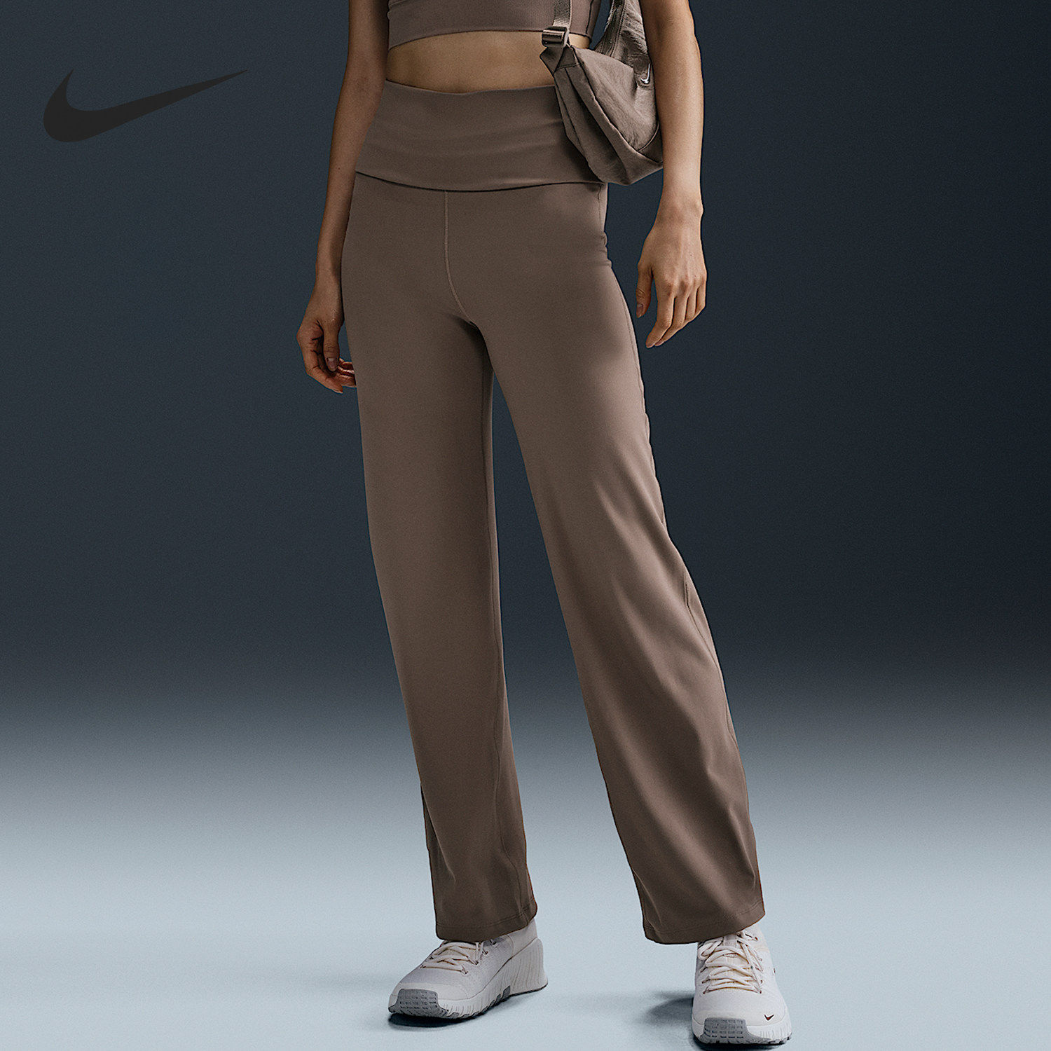Nike/耐克官方正品Dri-FIT女士简约修身喇叭休闲长裤FV7849-233