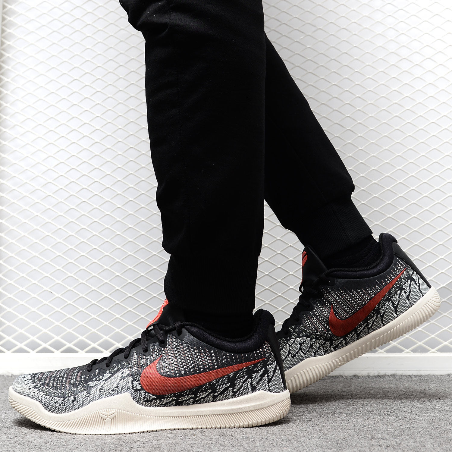 Nike/耐克正品 MAMBA Rage EP KOBE科比曼巴精神4代篮球鞋908974