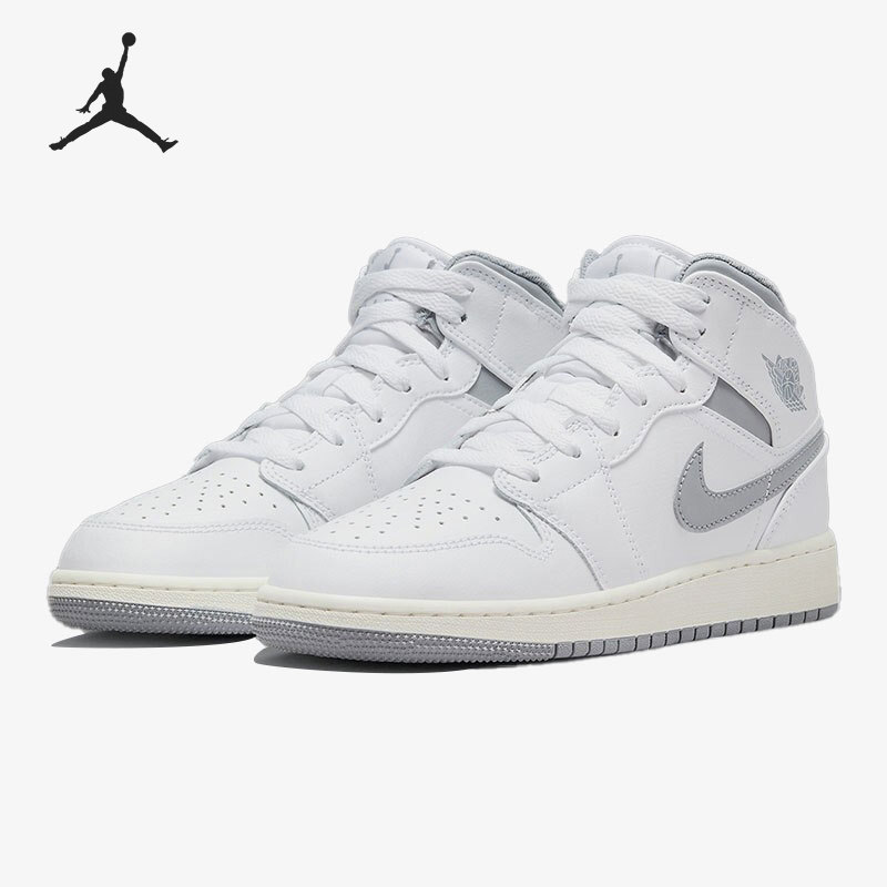Nike/耐克正品新款Air Jordan 1 Mid男子休闲时尚板鞋554724-135