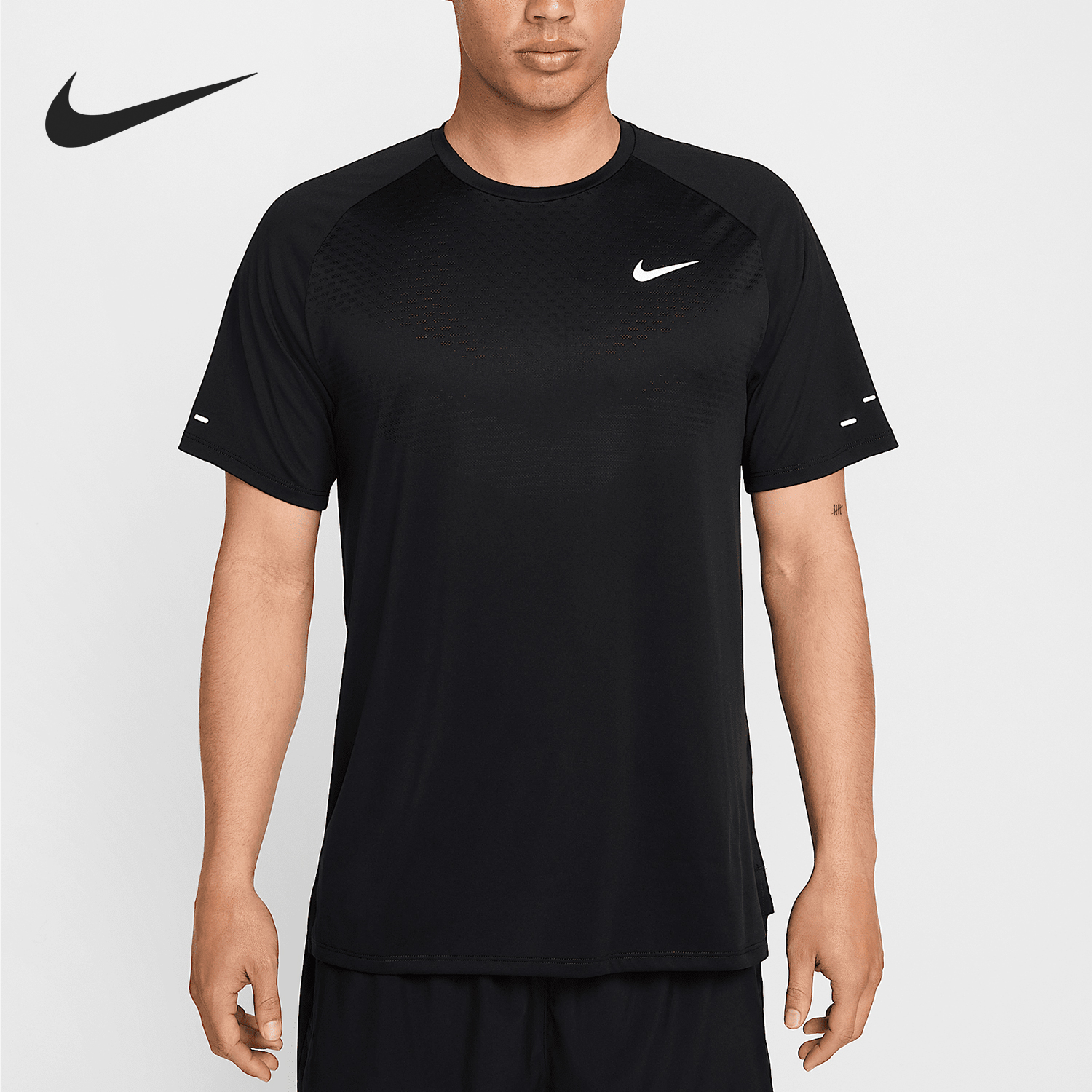 Nike/耐克官方正品2025新款男士跑步训练透气短袖T恤HV5204-010