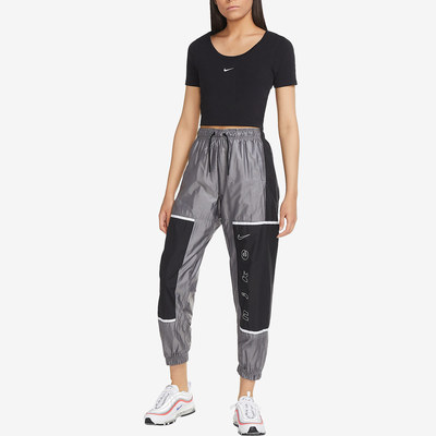 Nike耐克正品Sports wear Essential女款修身短袖T恤CU5174-010