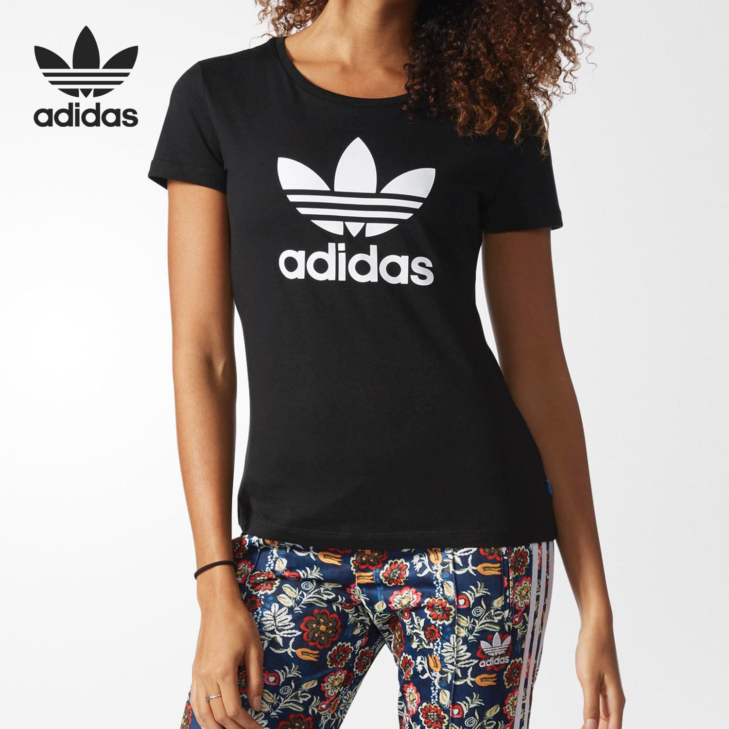 Adidas/阿迪达斯正品当季新款女子休闲运动短袖圆领T恤 AJ8084