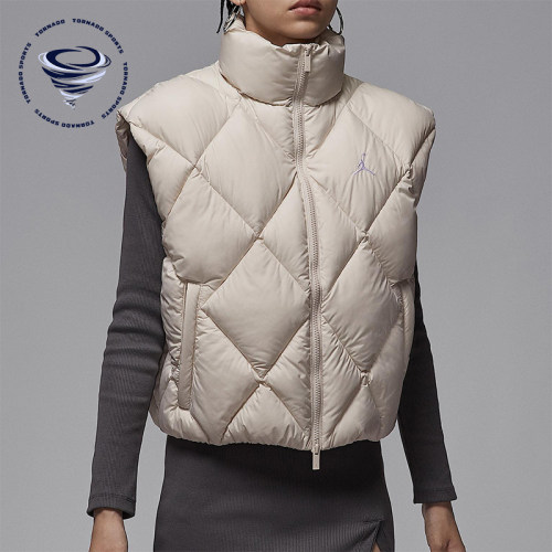 Nike/耐克正品JORDAN女士日常立领保暖耐穿休闲棉马甲HV0414-104