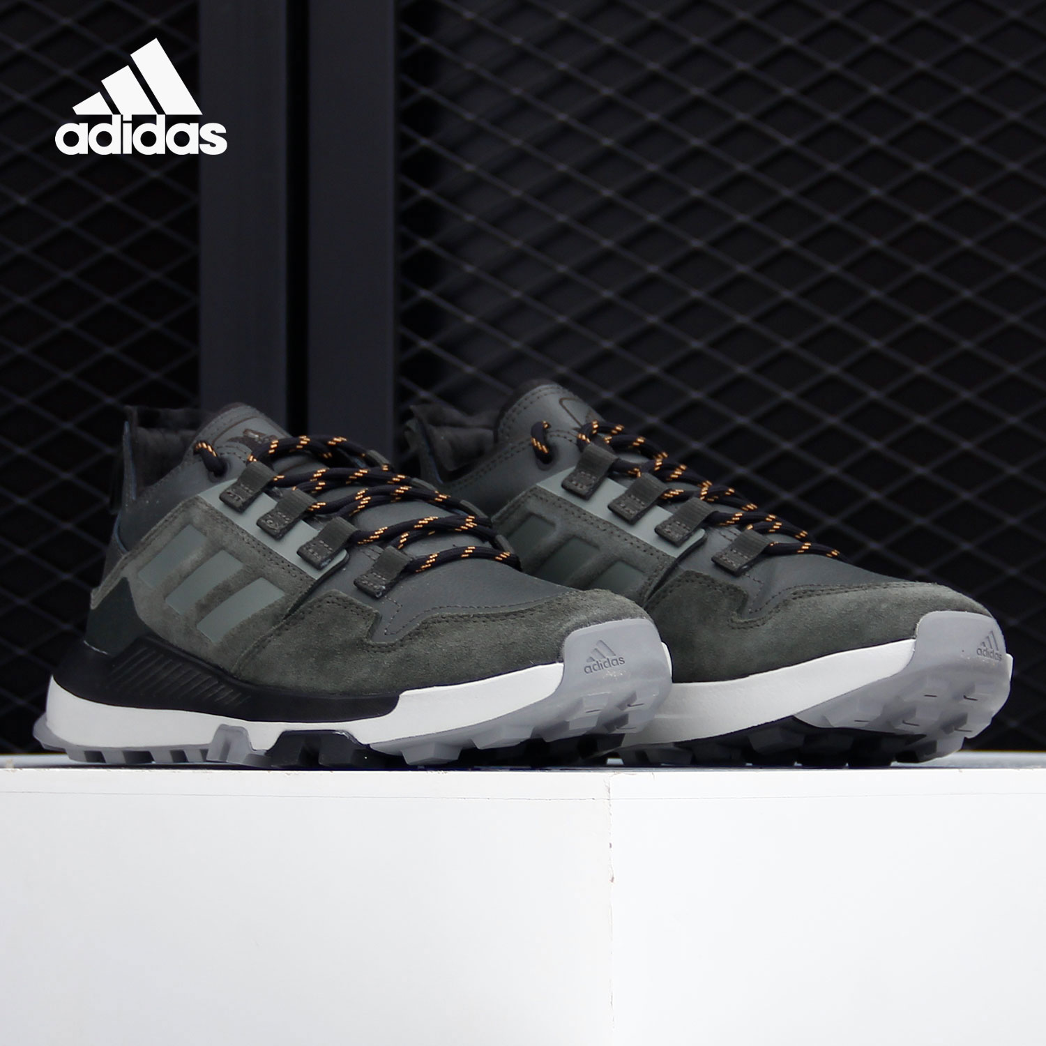 Adidas/阿迪达斯官方正品TERREX 男子低帮休闲户外运动鞋 FX4663