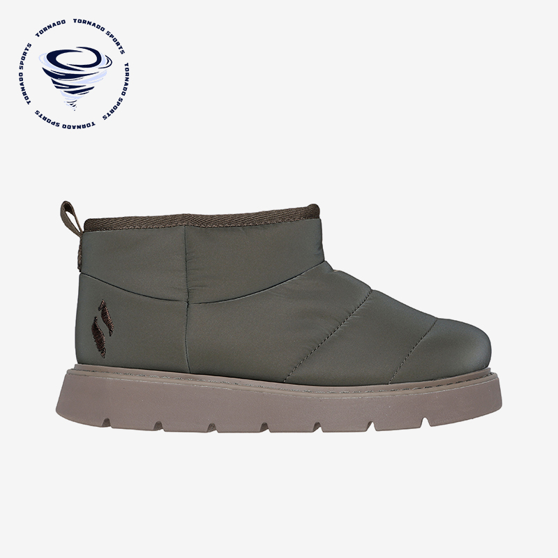 斯凯奇女士复古厚底缓震雪地靴