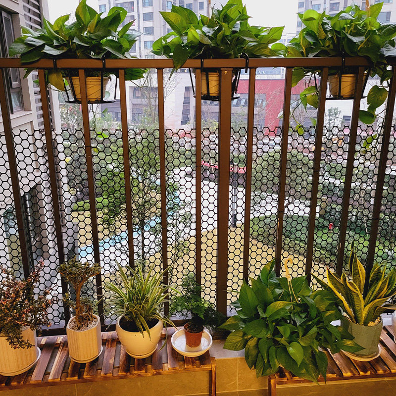 热销黑色阳台防护网防猫围栏封阳台网宠物防坠网T阳台儿童安全塑