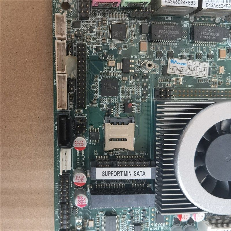 ZO-4210UT-6C2L i5-4210u工控主板广告机一体机工控 收银机双网卡