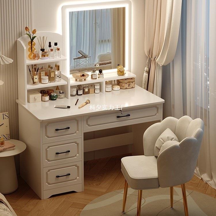 梳妆台卧室简约现代2025新款化妆台镜子主卧化妆柜化妆桌出租房用