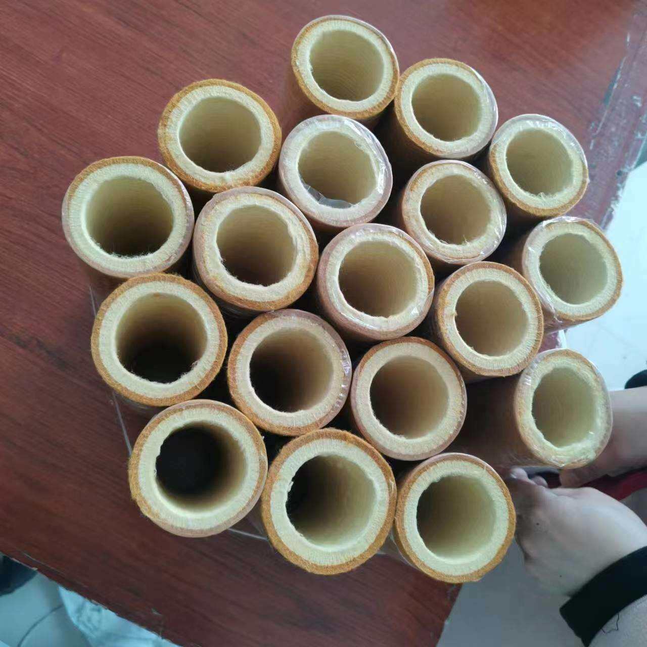 耐温纤维毡筒挤铝生产线用毛毡滚筒涂油针刺浸油羊毛PBO滚轮