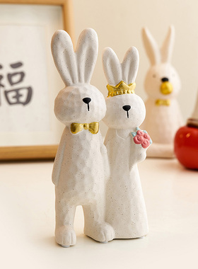 速发简约陶瓷玄子客厅兔关电视礼装饰品摆件订婚结婚送新人的柜物