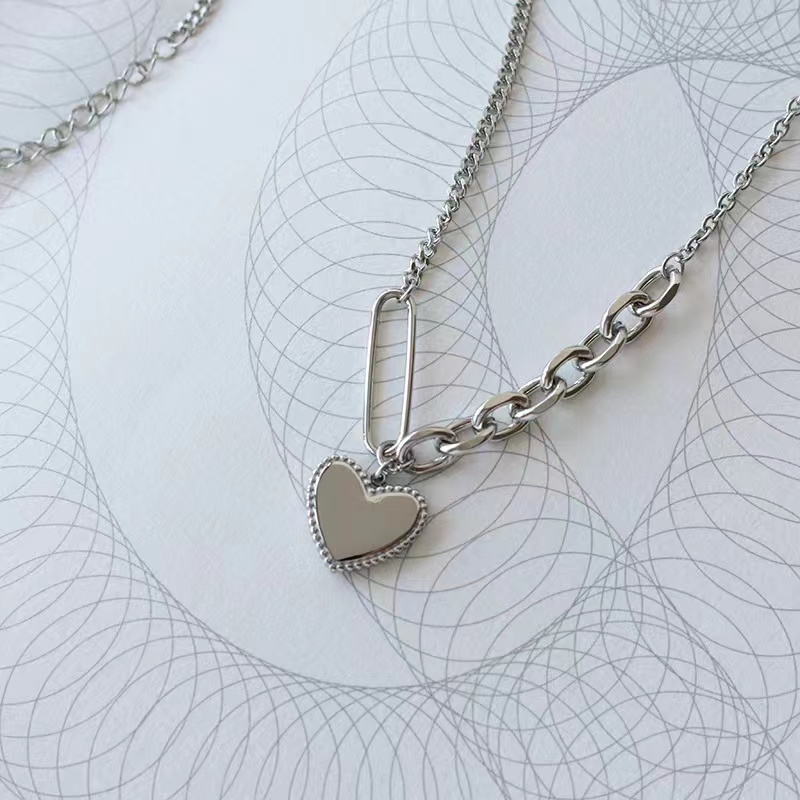 十里间【硬朗桃心】简约休闲INSC风不褪色钛钢项链百搭气质可调节