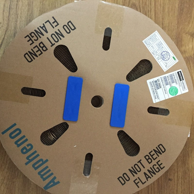 AMPHENO安费诺连接器RTHP6201SYH-70PS1现货一个起订 支持期货