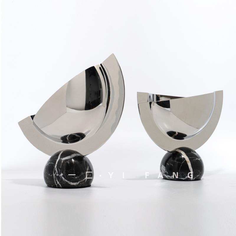 一匚 现代轻奢金属艺术摆件花器 样板间售楼部玄关客厅书房衣帽间