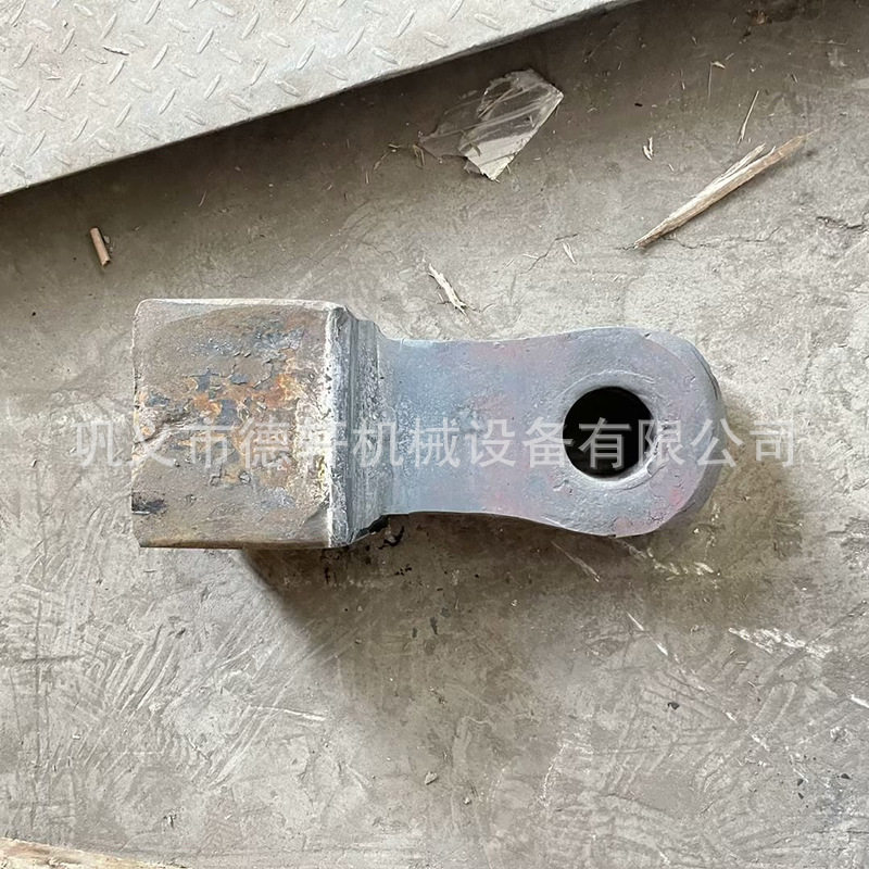 锻打耐磨锤头移动破碎机锤子铸造制沙机配件筛蓖条锻打筛条筛板