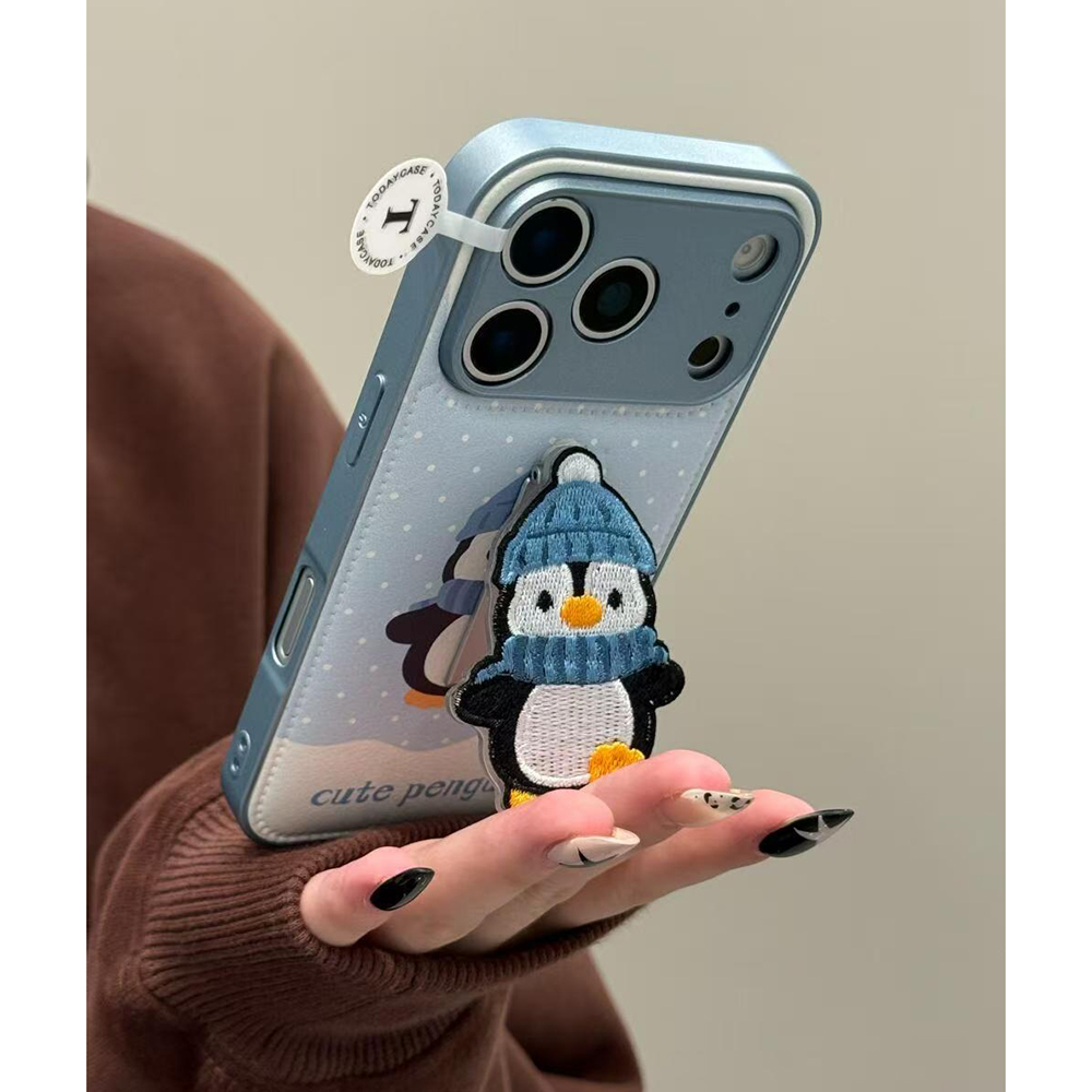 可爱卡通波点围巾企鹅适用iPhone17promax手机壳15新款17pro网红女款13创意全包防摔16pro超好看17保护套