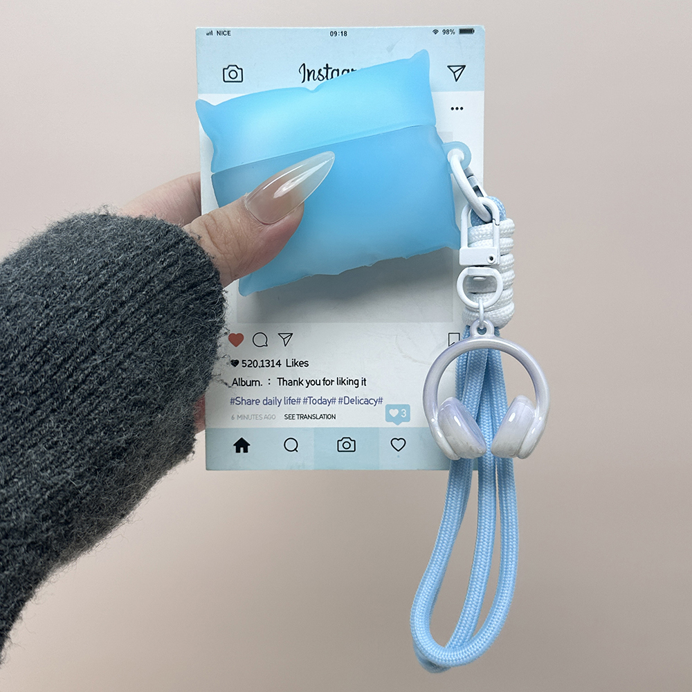 ins风趣味蓝色抱枕夜光适用苹果AirPodspro3代苹果无线蓝牙耳机套AirPods3代硅胶1/2代防摔AirPods4耳机盒