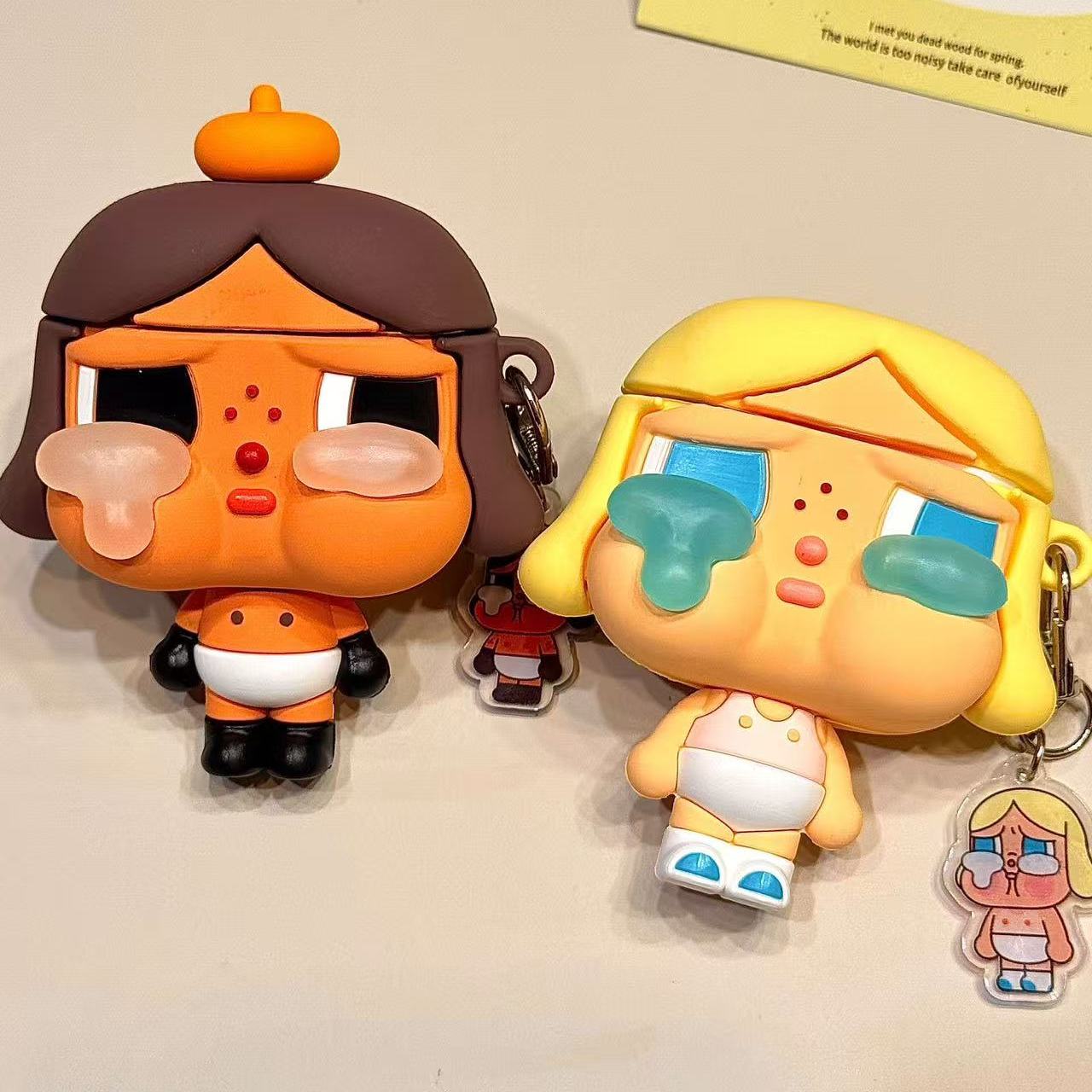 可爱呆萌卡通哭娃挂件耳机套适用AirPods1/2代耳机套苹果无线蓝牙新款3/4代pro二代耳机套保护套硅胶女