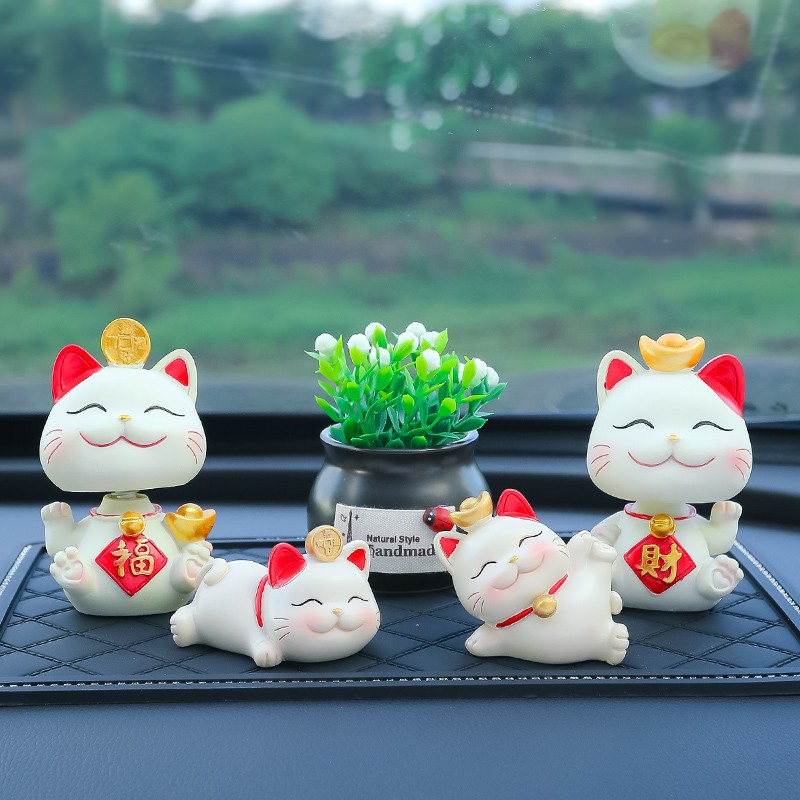 热销汽车摆件车i载车用摇头玩偶可爱招财猫车内饰品摆件装饰用品