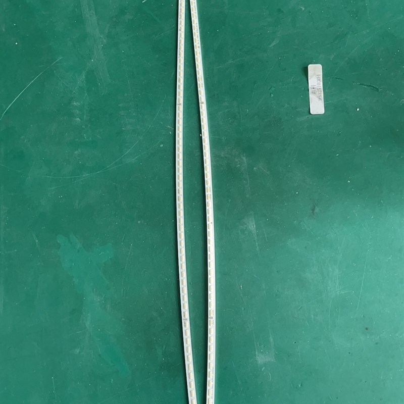 速发HKC惠科M2F1曲 背光灯条C25W背光灯管面C25F M2F