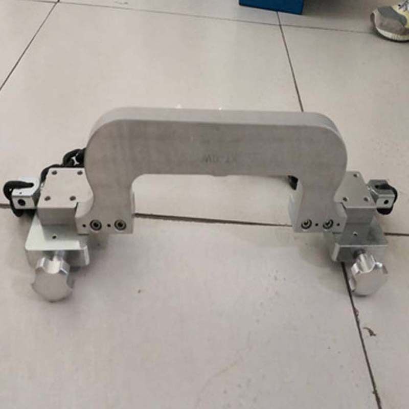 接触网150mm2接触线紧固夹具