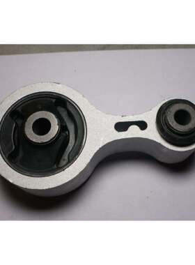 GV7D-39-040适用于马自达M6RY机脚胶后