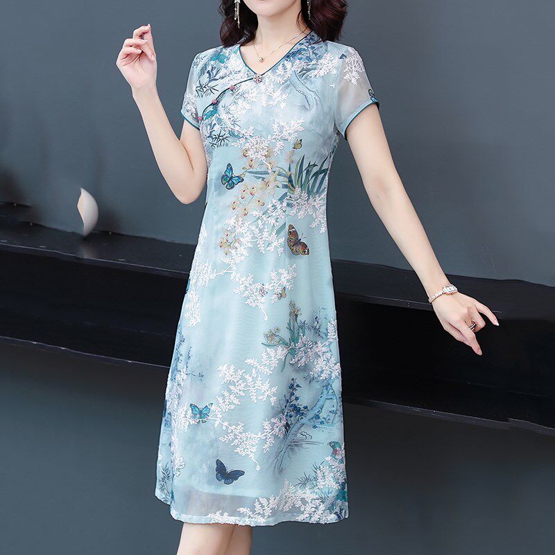 新品中年女妈妈夏装绣花真丝裙子中长F款洋气中老年夏天气质旗袍