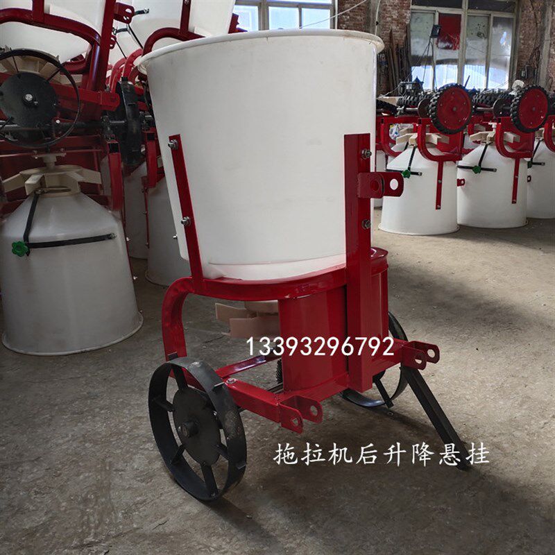 极速拖拉机施肥器 农用有机颗粒菌肥撒肥J机 农业专用后置圆桶撒