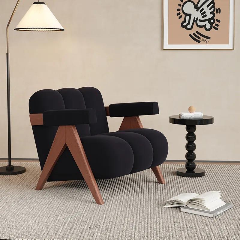 桌椅沙发洽谈木扶手设计师古风中古网红休闲椅单人懒人奶油客厅