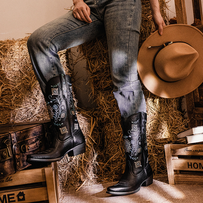暗黑系甜酷复古高街酷飒机车靴西部靴女中筒牛皮尖头四季靴子百搭
