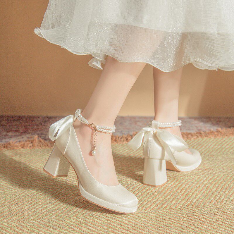新品婚纱神器厚底防水台小个子玛丽E珍单鞋女新款新娘鞋婚鞋伴娘