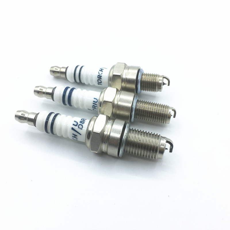 极速火炬机车火花塞铱金火花塞110/125/150/B7/A7TC/D8ZTC弯梁滑