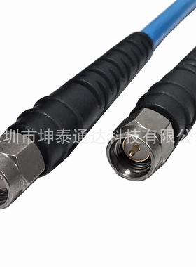 注塑型双SMA公头公针不锈钢铠甲RG142蓝色TPU柔性测试馈线1米