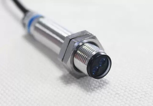 m12光电开关漫反射E3F-DS5B2三线直流npn常闭12v24v感应5CM微型