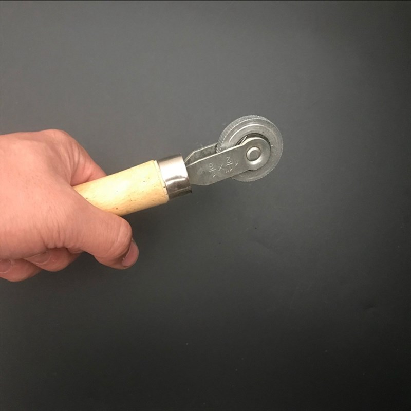 正品包邮压轮压实滚轮压轮滚压冷补胶片汽车轮胎修补汽车补胎工具