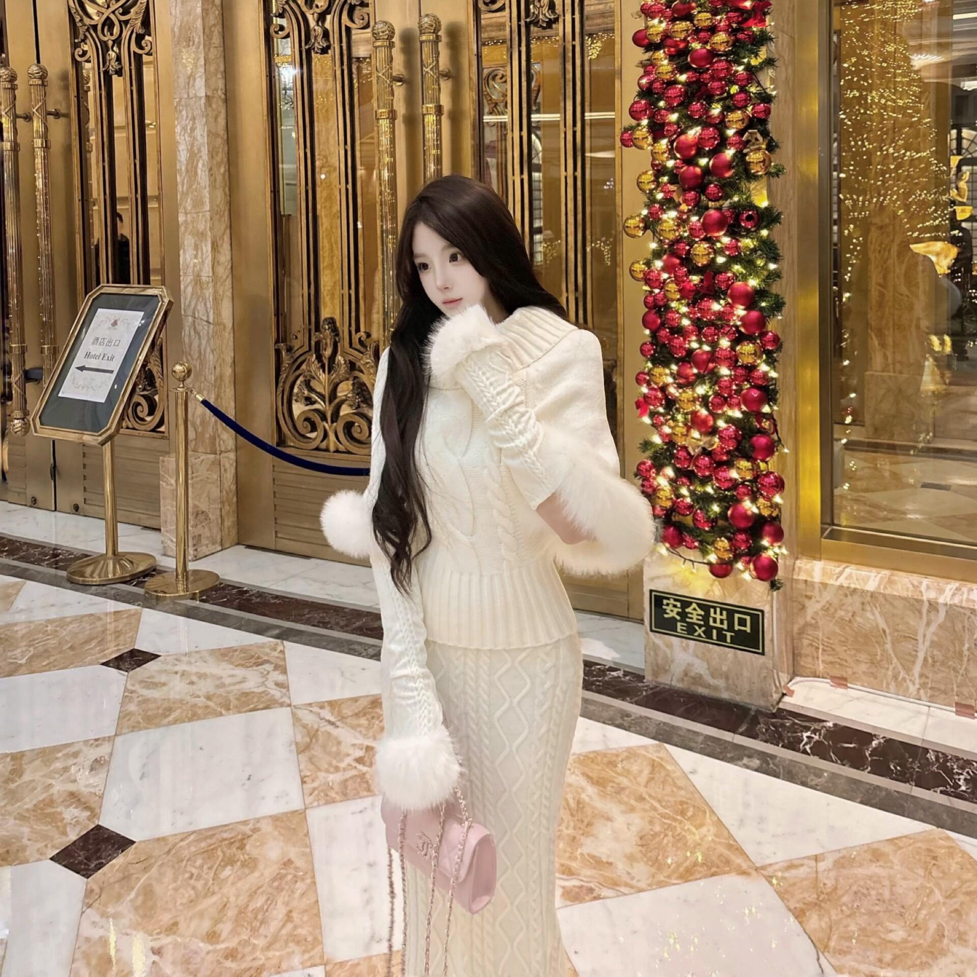 已出货 千金温柔风时髦高领麻花针织套装气质显瘦半裙毛衣两件套,女装/女士精品,时尚套装,淘宝优惠券,粉丝福利购,淘宝优惠卷