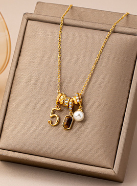 新款小众轻奢设计感虎眼绿松石吊坠数字锁骨链好看简约个性项链