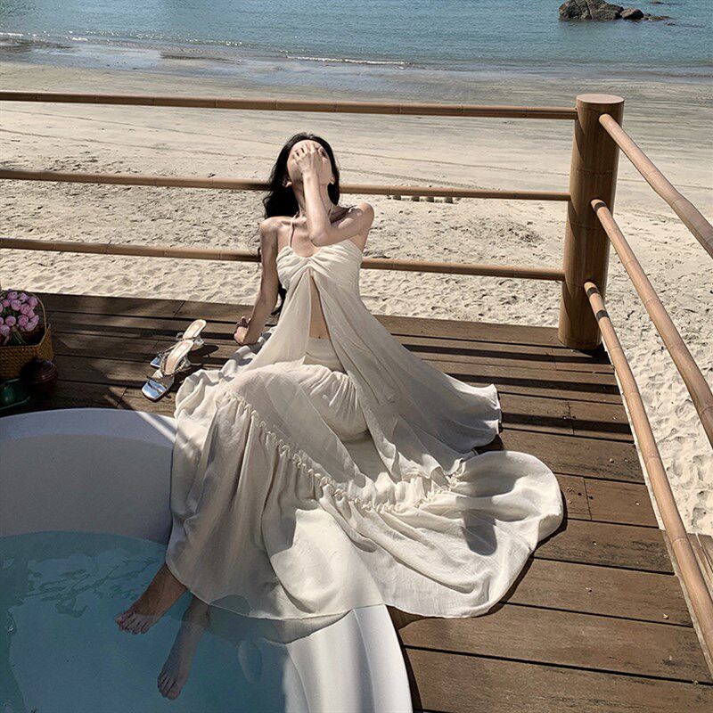 新品法式性感纯欲风仙气r氛围感大摆飘逸海边度假抹胸长裙沙滩拍