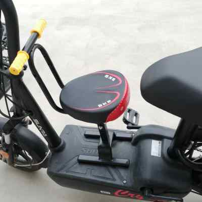 极速电动车前置儿童座椅电动车滑板车宝宝小孩婴R儿安全绑带款凳