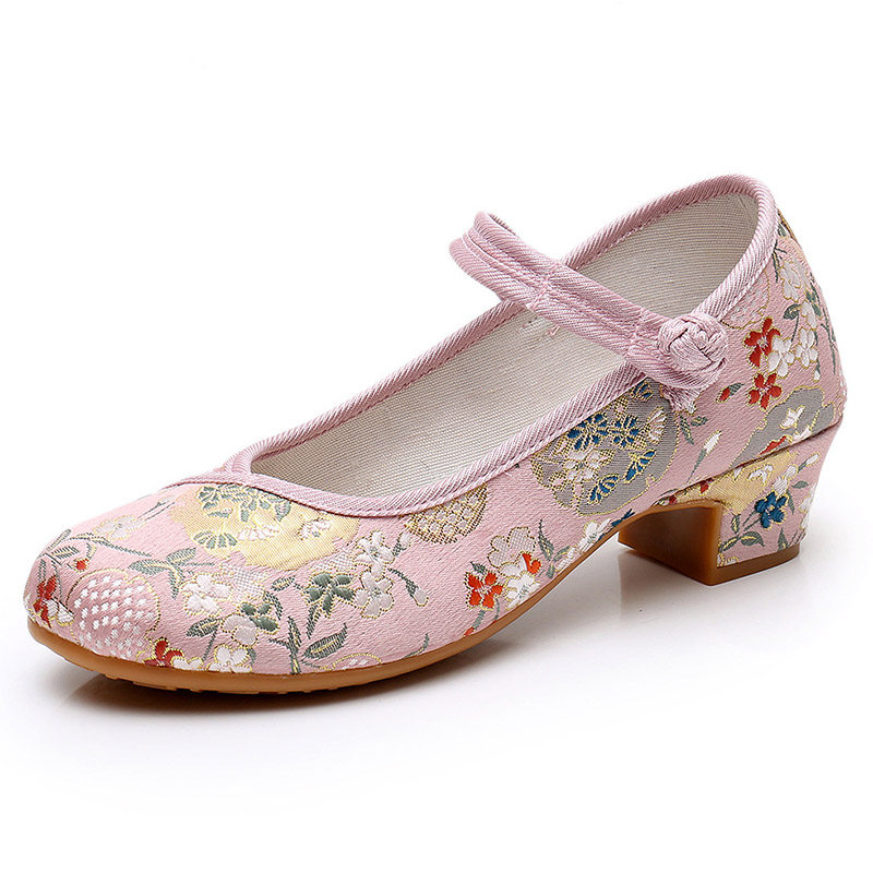 新品复古织锦缎旗袍配鞋中t跟绣花鞋茶服鞋子老北京布鞋女牛筋软