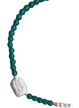 极速欧美2023春季新款s博主推荐绿色天然石不规则巴洛克珍珠项链