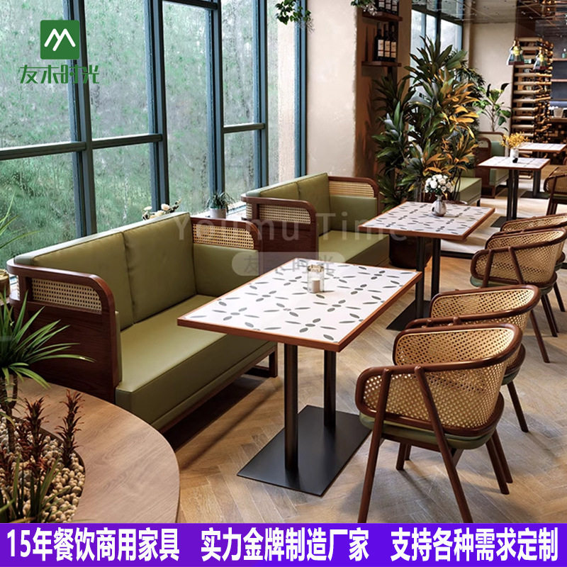 餐饮连锁实木藤编卡座沙发图片