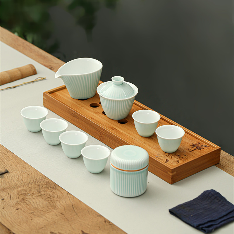 日式创意简约白瓷旅行茶具套装便携包户外功夫家用陶瓷一壶三杯