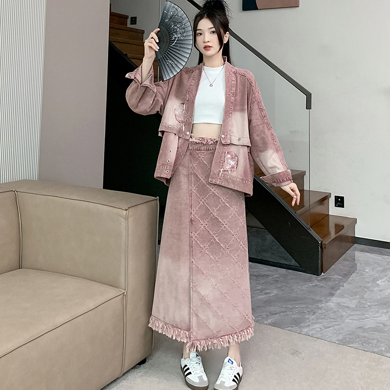 粉色设计感减龄提花牛仔裙套装女春秋季水洗牛仔外套长裙两件套装