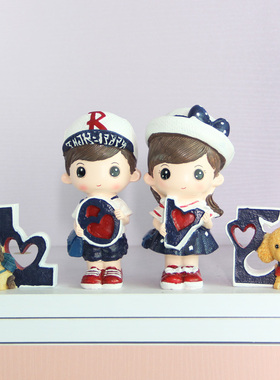 极速家居装饰品树脂工艺品搁板小摆件LOVE海军吊脚娃娃.情人节结