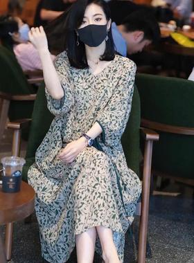 欧洲站2025新款法式收腰系带长裙子遮肚子显瘦绿色碎花连衣裙女夏