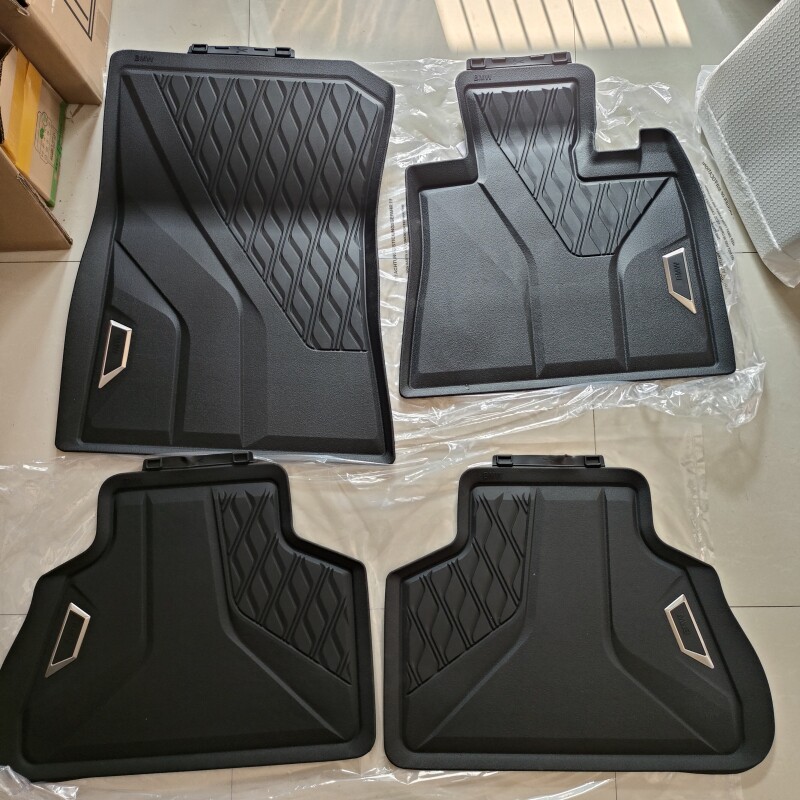 原厂右舵专用橡胶脚垫