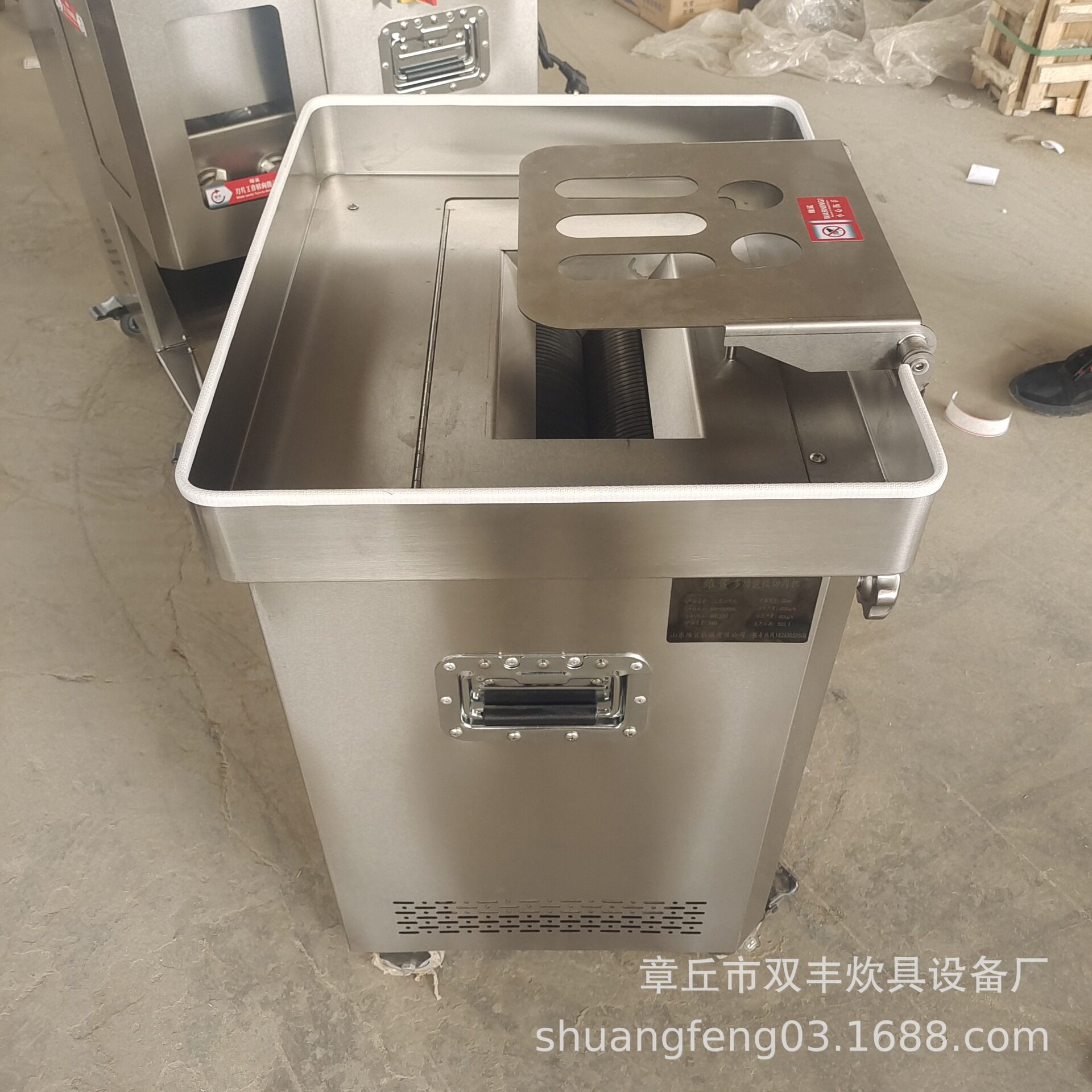 山东不锈钢肉食切丁机 鲜肉切丁机 切鲜肉一体机厂家